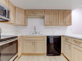3455 Erva St APT 222, Las Vegas, NV 89117