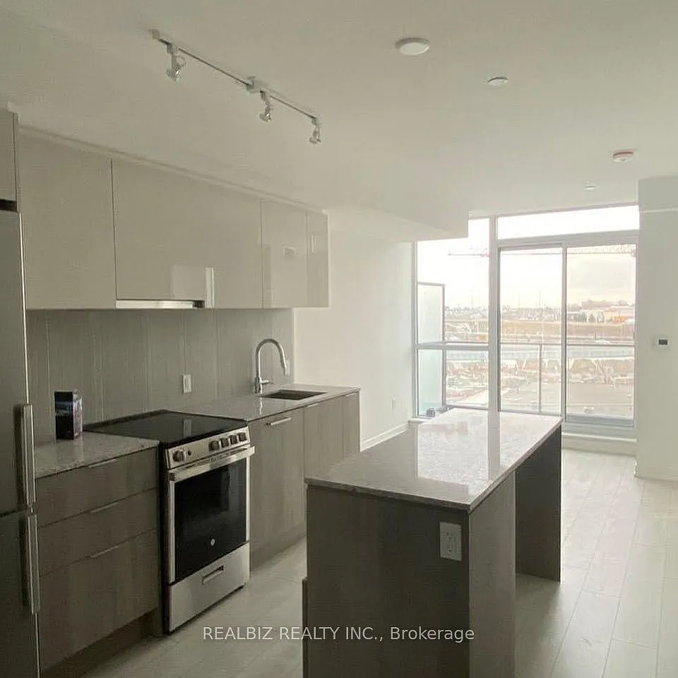 3 bed, $2,599 — Photo 3