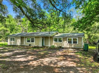 4294 Douglas Ferry Rd, Caryville, FL 32427