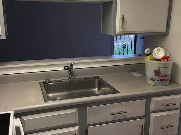 3rd image of 3222 Lupine Dr