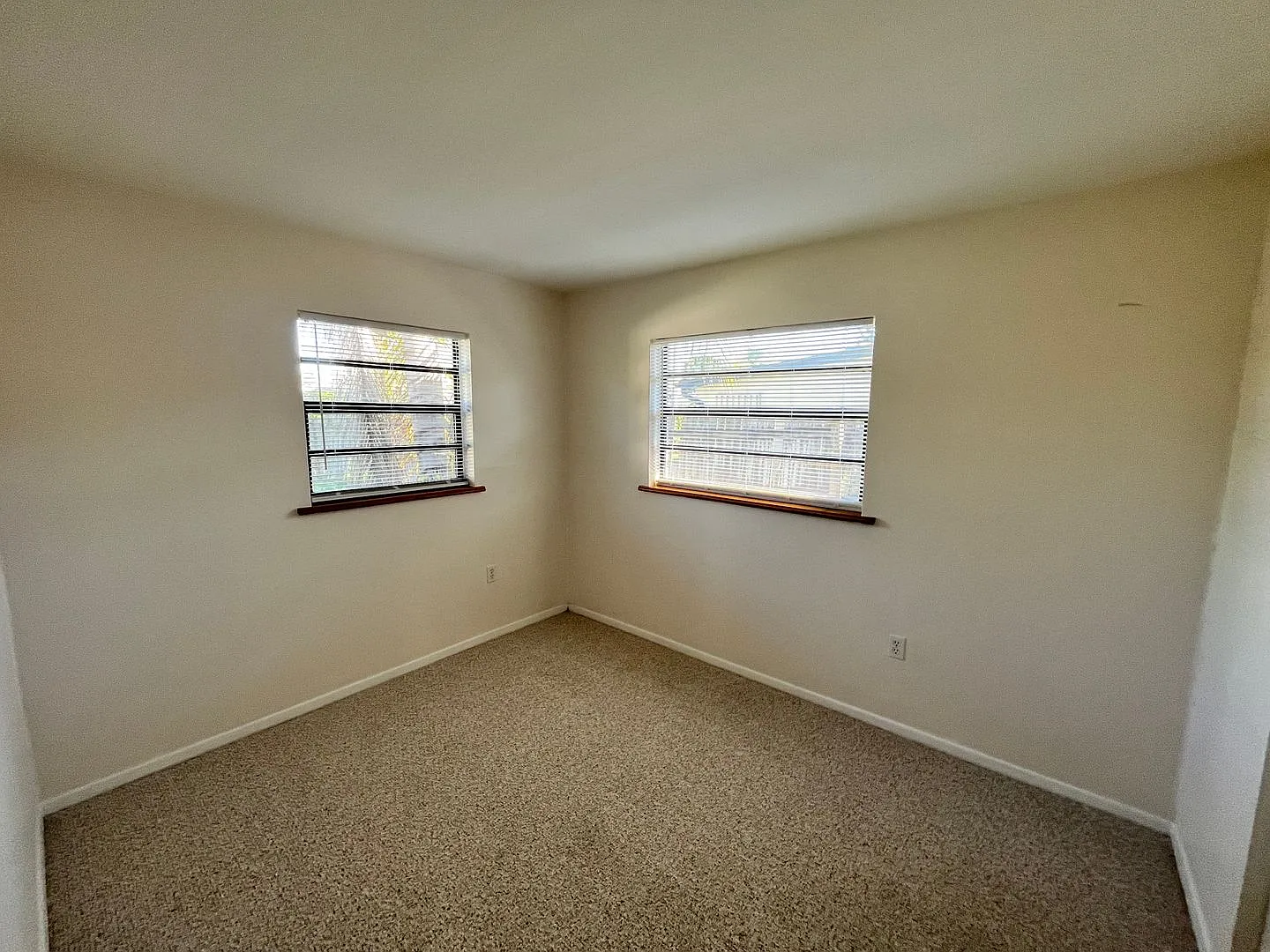 2244 Shelby Drive — Photo 2