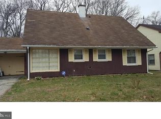 65 Plumtree Ln, Willingboro, NJ 08046