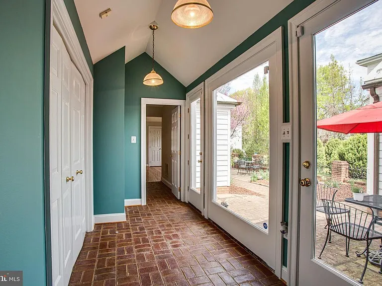 507 Hanover St — Photo 13