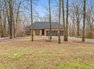 2063 Olde Gate Rd, Nixa, MO 65714