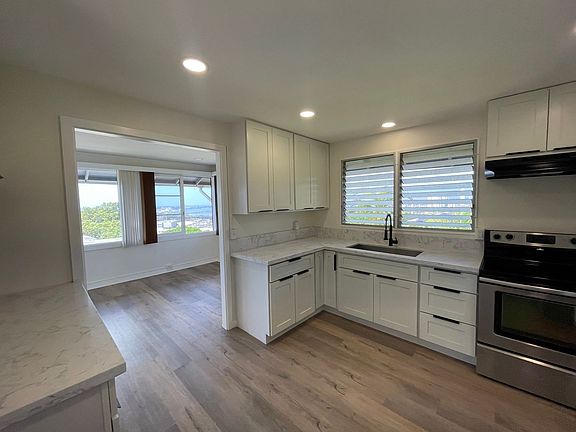 4th image of 99-101A Kihewa Pl #51F972526