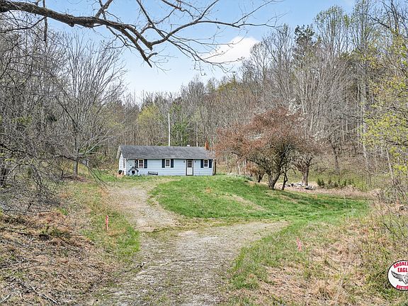 4th image of 280 Robbins Ln