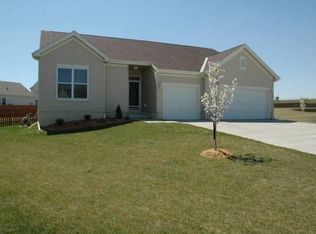 1807 Port Royal Cir, Papillion, NE 68046