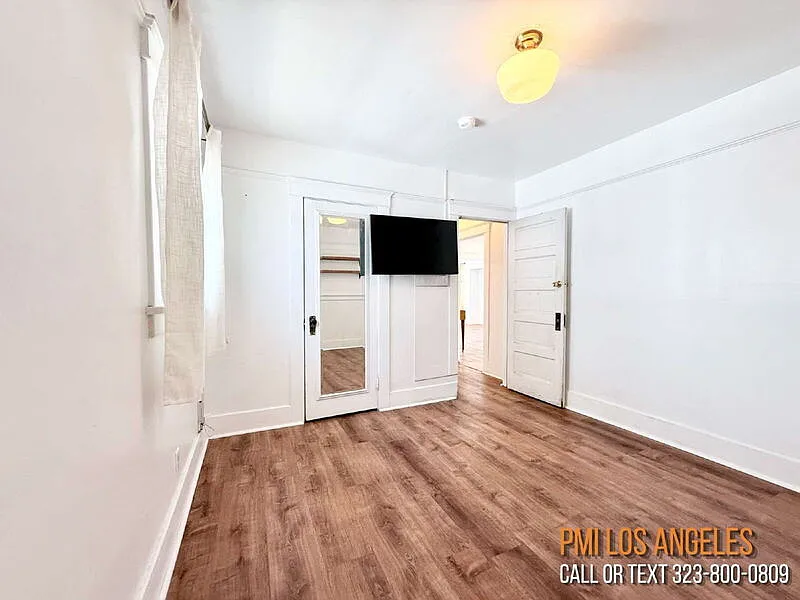 4187 Denker Ave — Photo 2