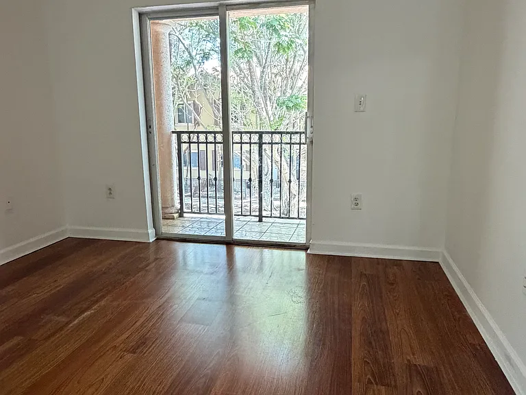 11381 SW 230th Ter — Photo 18