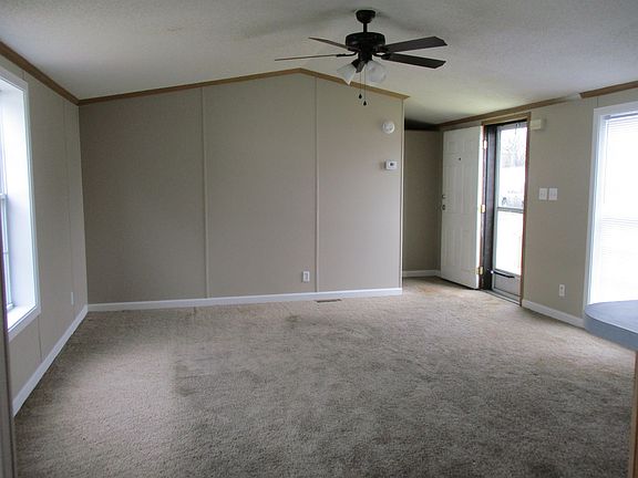 3rd image of 317 Belew St