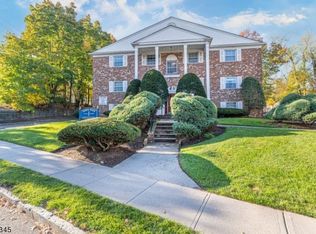 37 Hill St APT A2, Morristown, NJ 07960