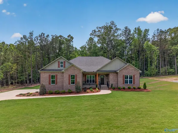 103 Meadow Creek Rd, Glencoe, AL 35905