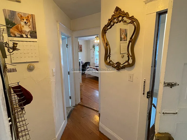56 Montfern Ave #3 — Photo 6