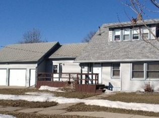 119 6th St, Ipswich, SD 57451