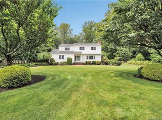1029 Galloping Hill Rd, Fairfield, CT 06824