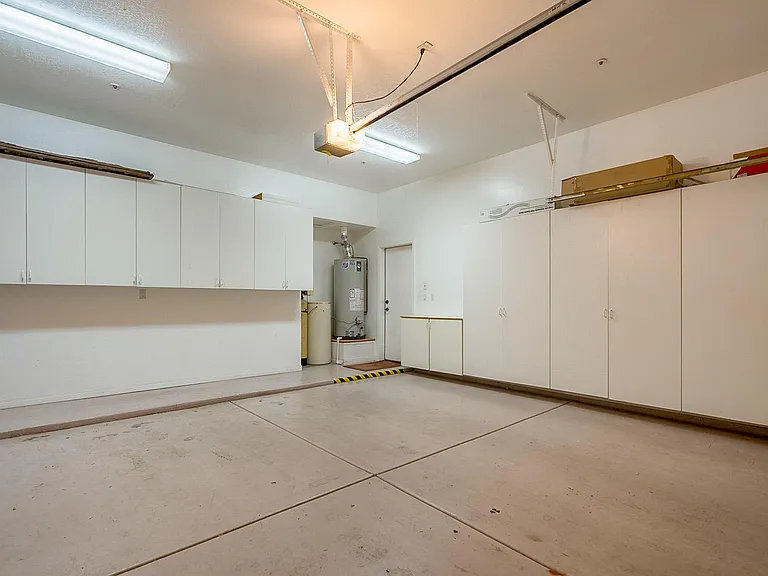 9483 N 115th Pl — Photo 34