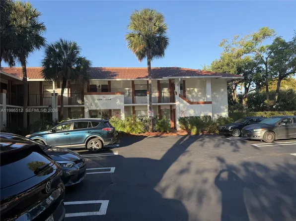 2388 Coral Springs Dr, Pompano Beach, FL 33065