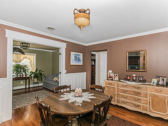 5th image of 66 Whitmore Dr