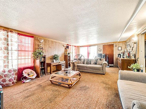 2nd image of 558 Oriole Blvd