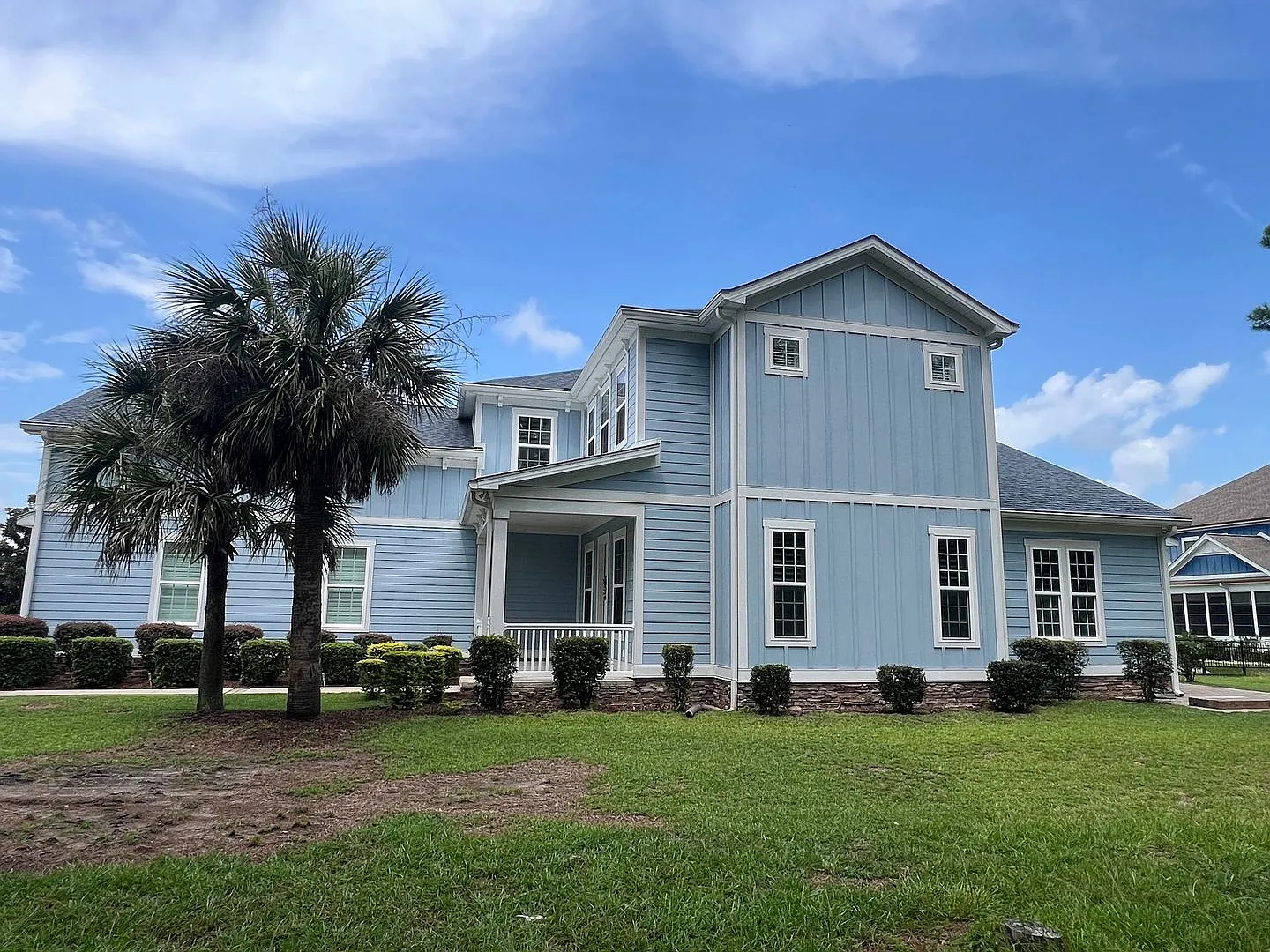 Huge home in the Gated Waterbridge Subdivision! — Photo 2