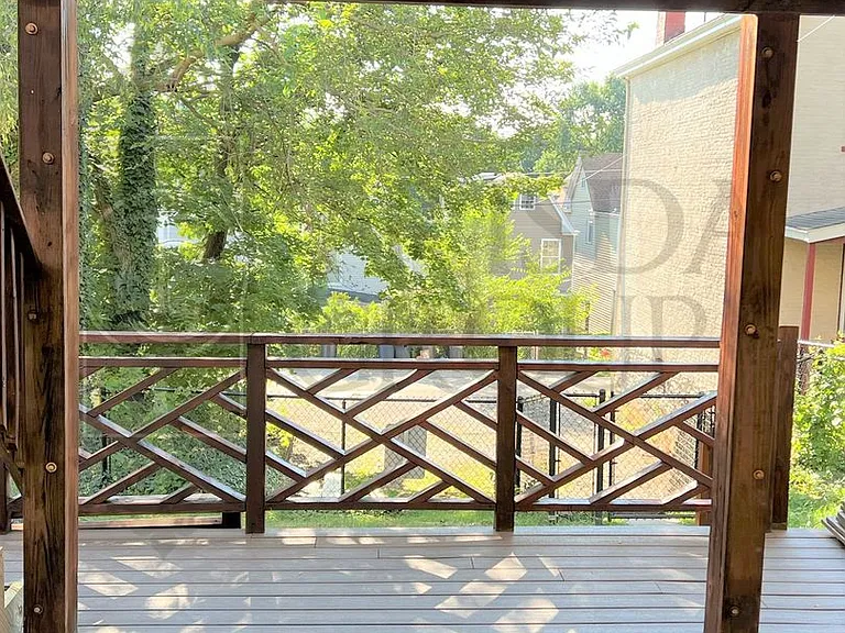 618 Southern Ave — Photo 7