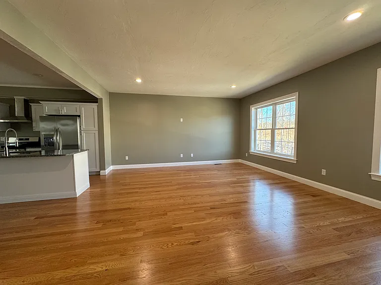 1205 Hunting Hill Dr — Photo 5
