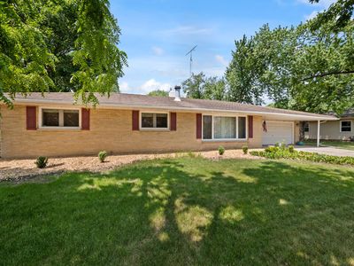 627 N Annie Glidden Rd, Dekalb, IL, 60115