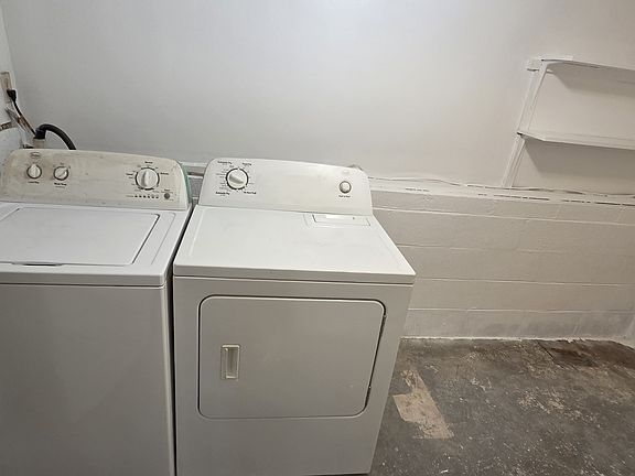 4th image of 2070 W Midland Trl