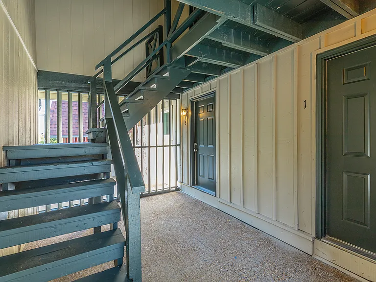 79 Shallowford Rd — Photo 29