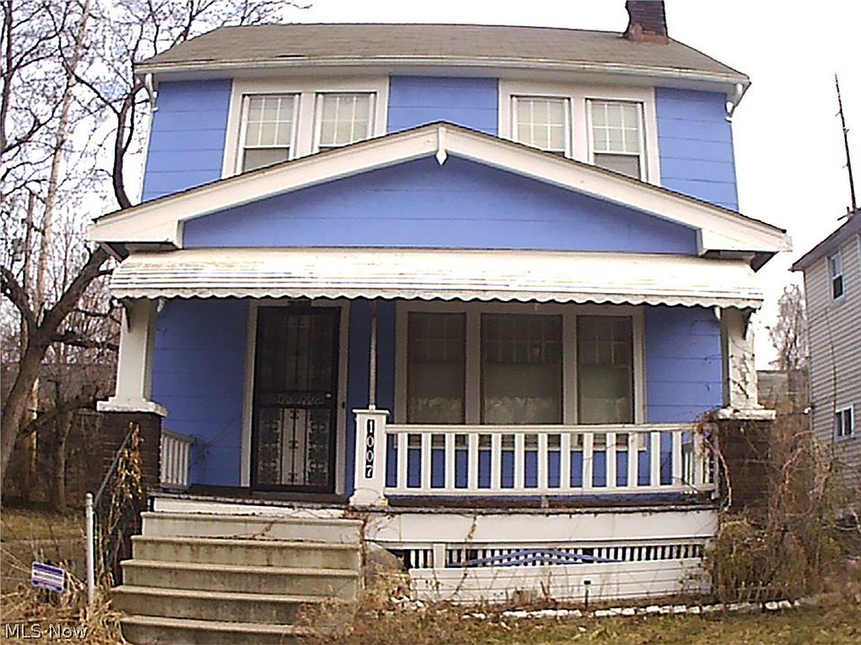 1st image of 1007 E 131st St