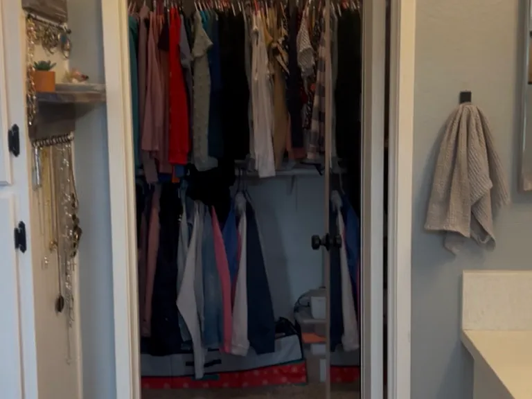4882 Lake Park Pl — Photo 17
