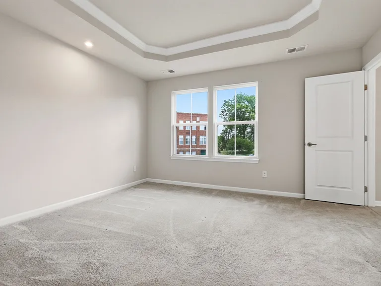 233 Chesna Dr — Photo 17