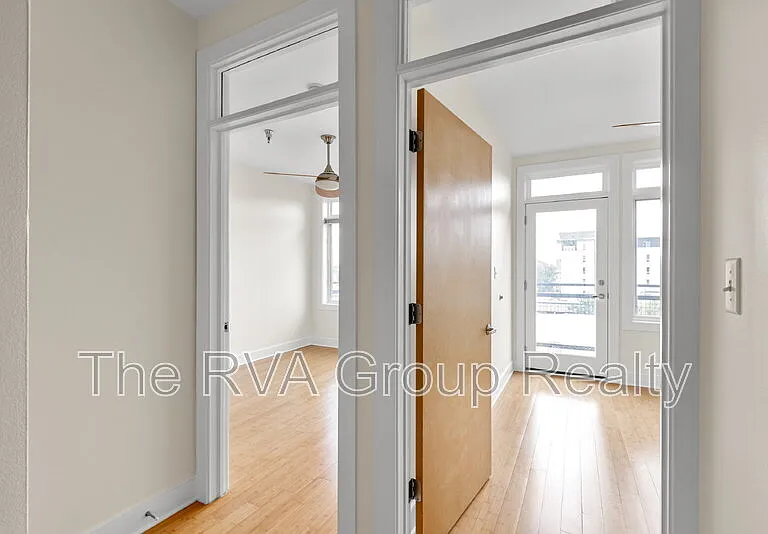 110 W Marshall St #27 — Photo 26