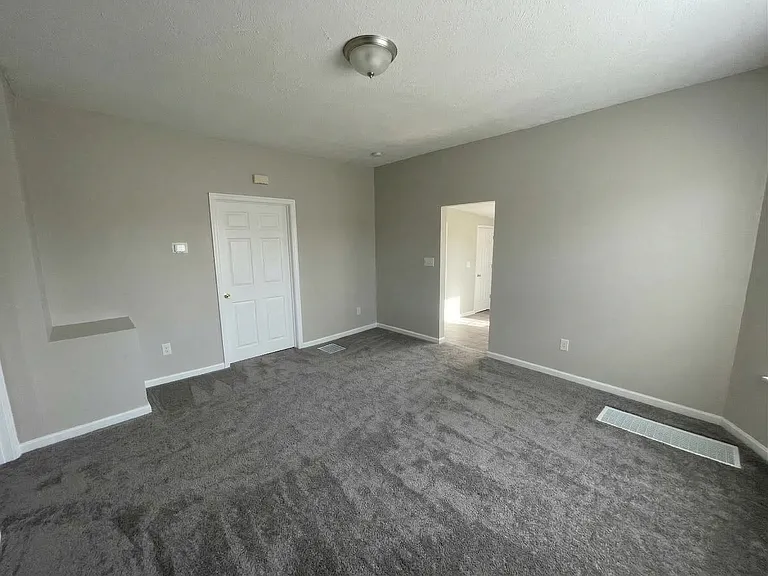 3449 Erin Ave — Photo 7