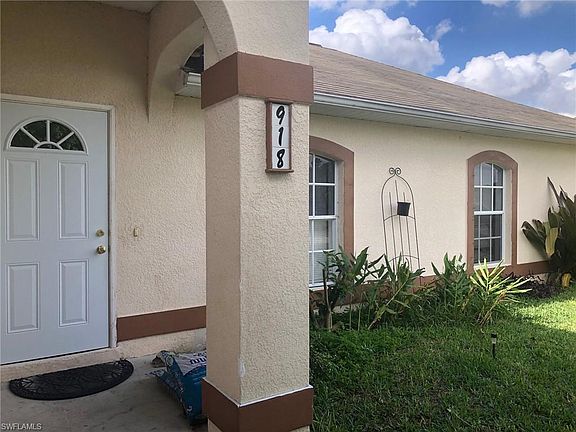 3rd image of 918 Mercury Ave S