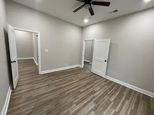 1045 Ayers St — Photo 13