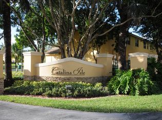 974 SW 153rd Ct, Miami, FL 33194