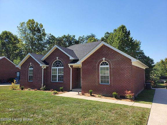 2nd image of 125 Chesapeake Trl
