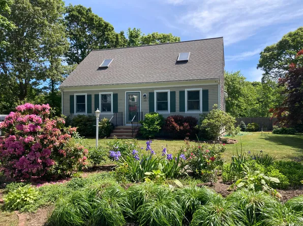 120 Blueberry Lane, Marstons Mills, MA 02648