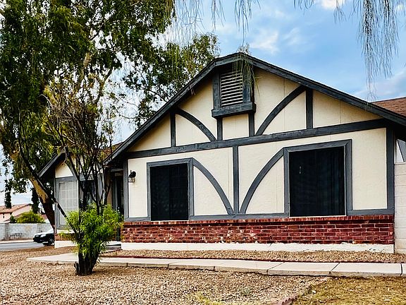2nd image of 8520 W PALM Lane #1136