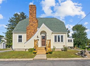 34 Wharf Rd, Warwick, RI 02889