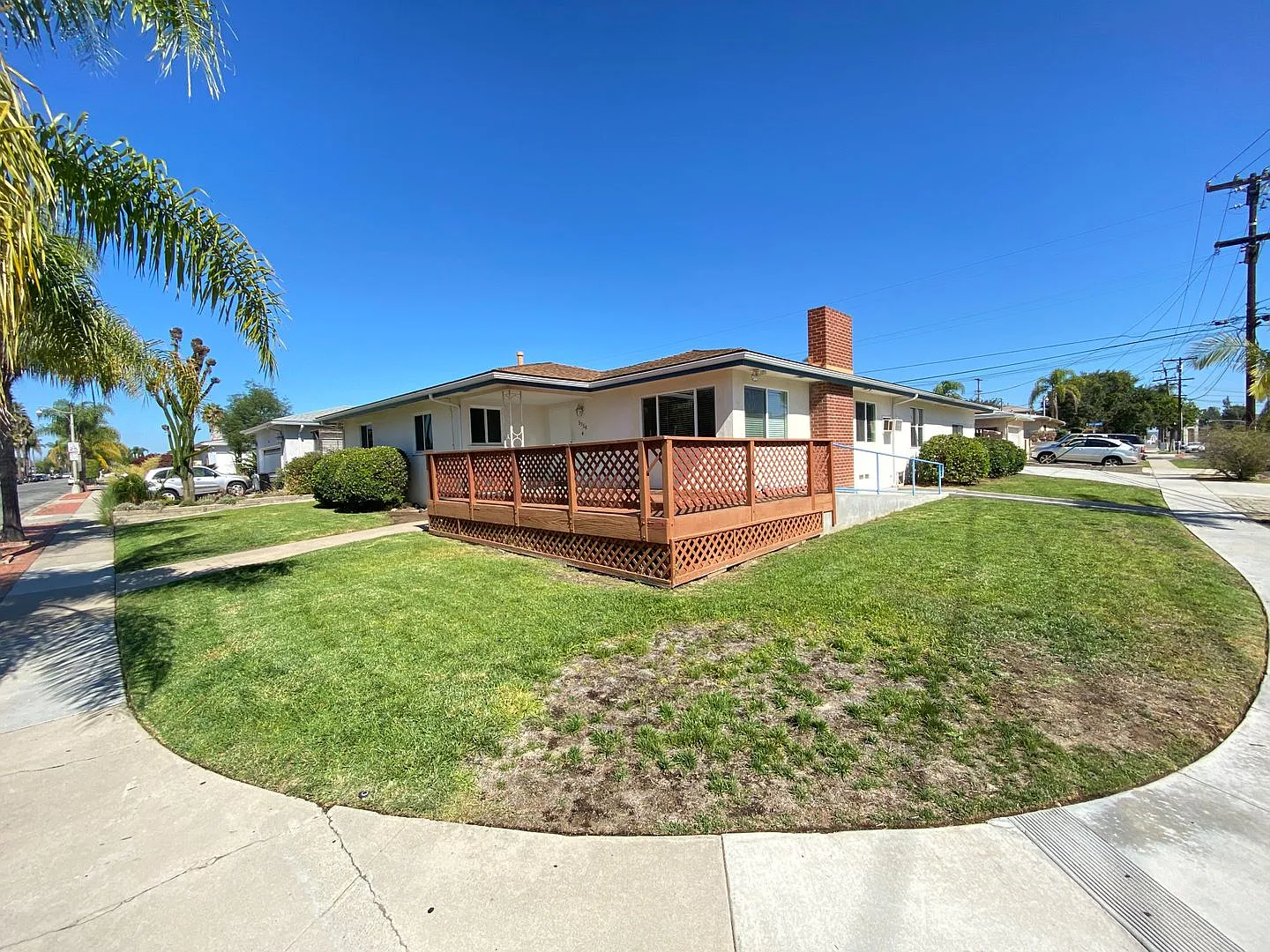 8BD/3BA, Lots of Parking! — Photo 1
