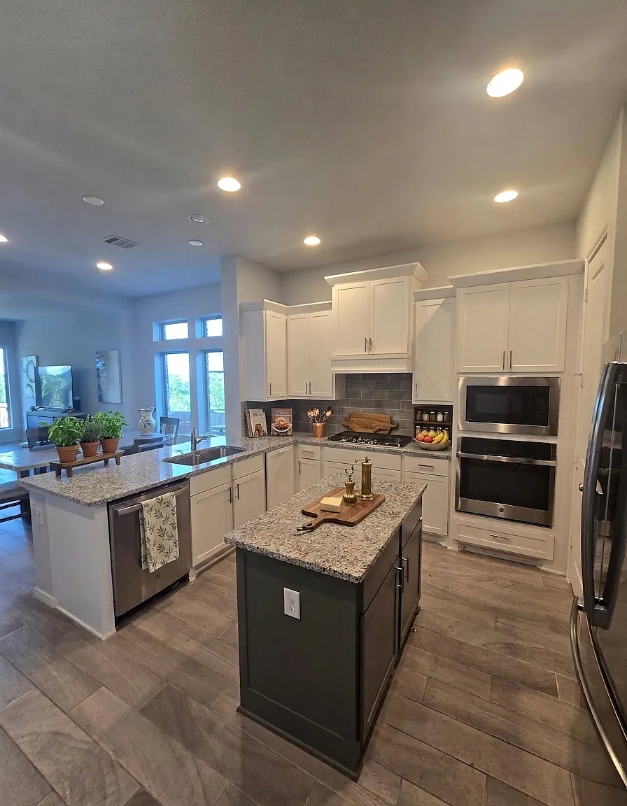 4 bed, 2200 sqft, $2,850 — Photo 4