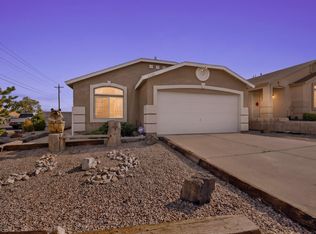 6100 Canis Ave NW, Albuquerque, NM 87114