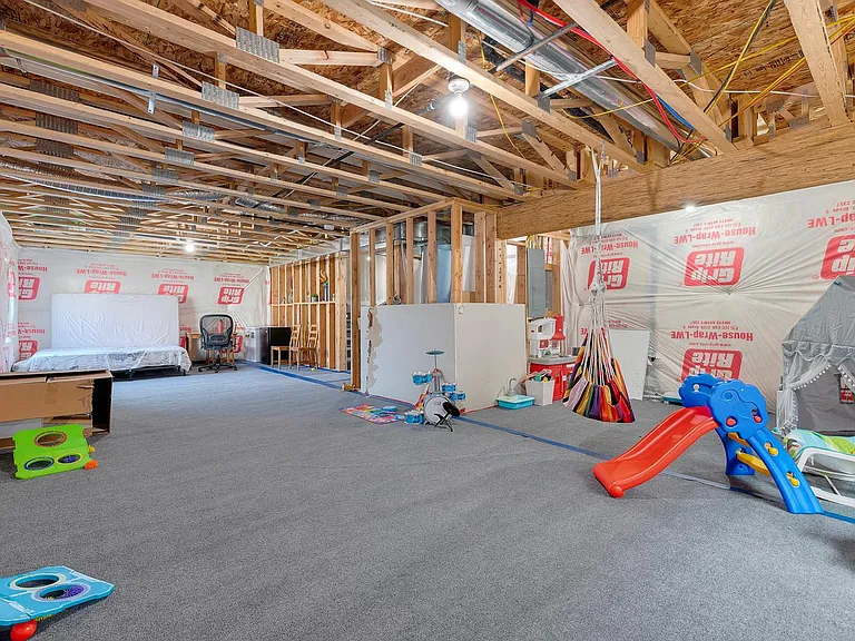 2156 N Wallflower Dr — Photo 30