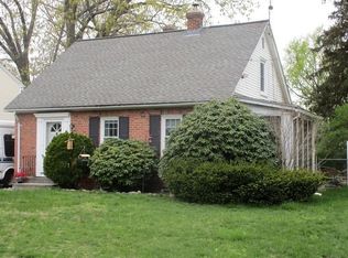 45 Upton St, Springfield, MA 01104