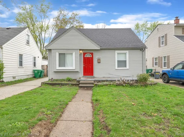 29870 Elmwood St, Garden City, MI 48135