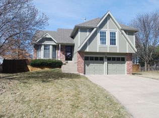 11930 S Hallet St, Olathe, KS 66062
