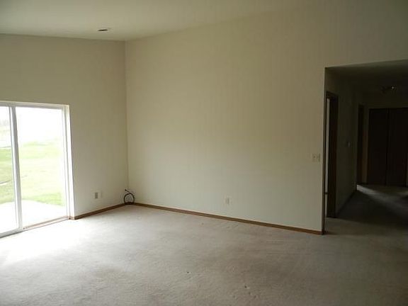 3rd image of 1302 N 49th St #1304