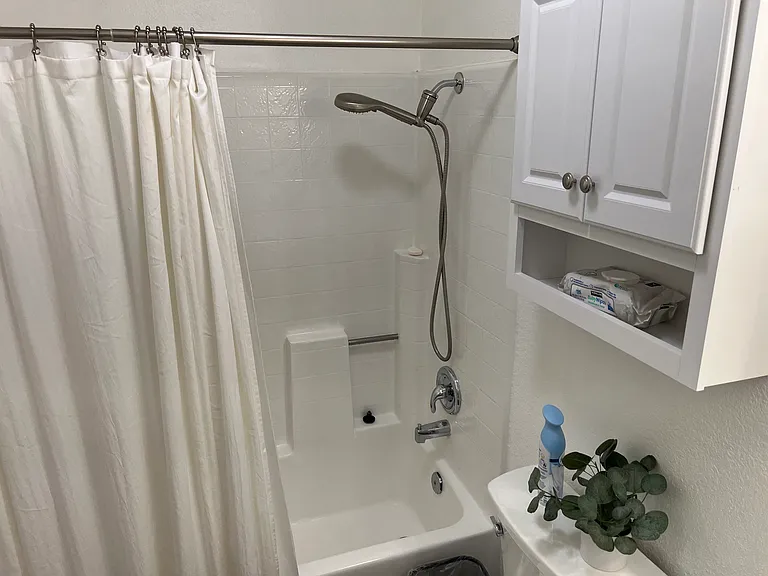 11932 Lewisia Ave — Photo 9